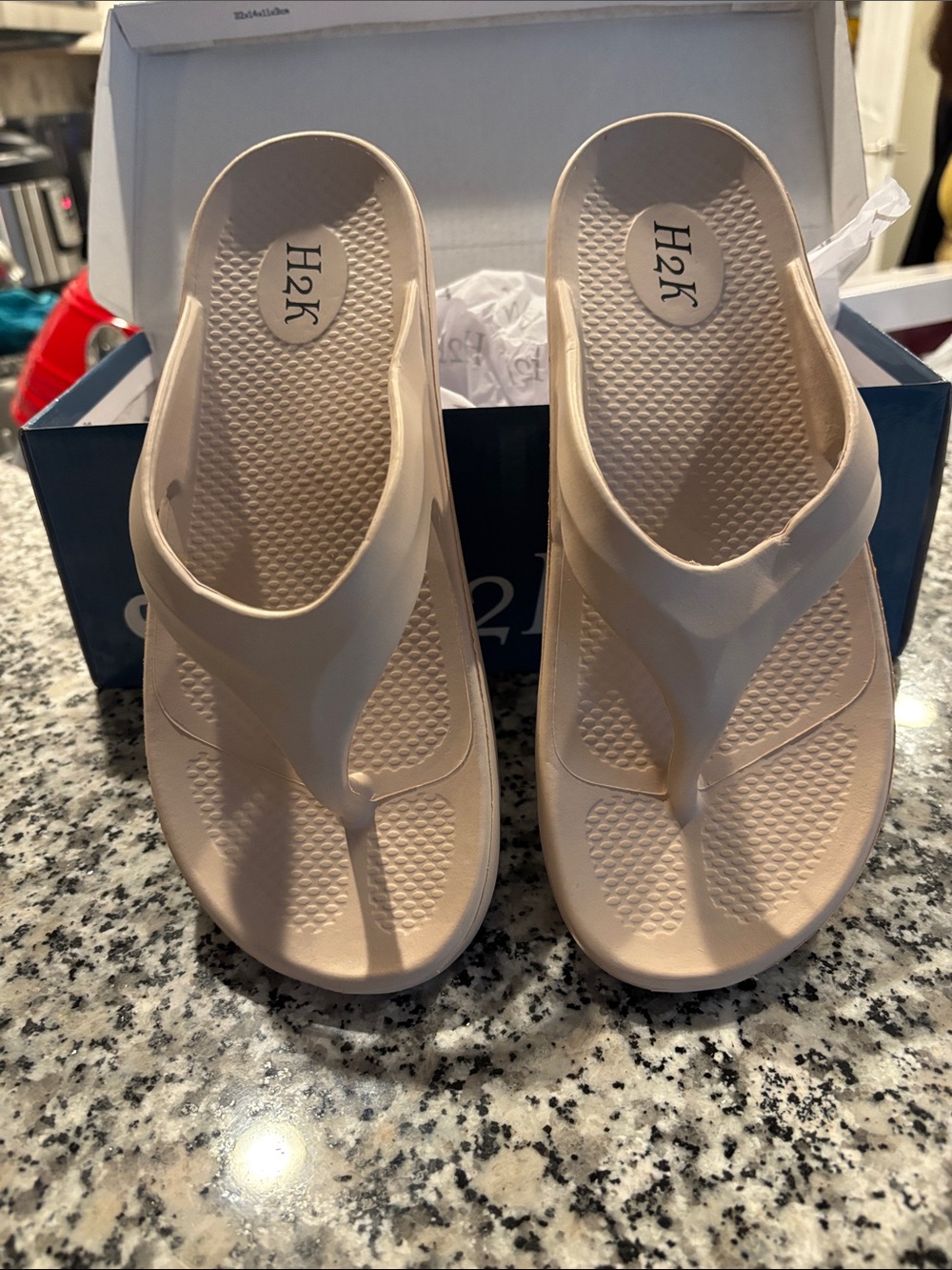 H2K Women's Nude Foam Thong Sandals - Lightweight Comfort